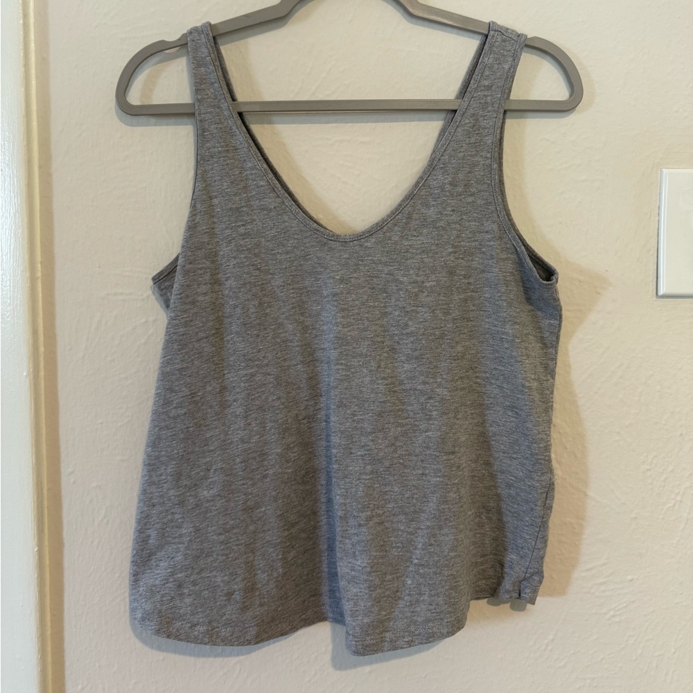 ASOS gray plunge neck tank top, size 6